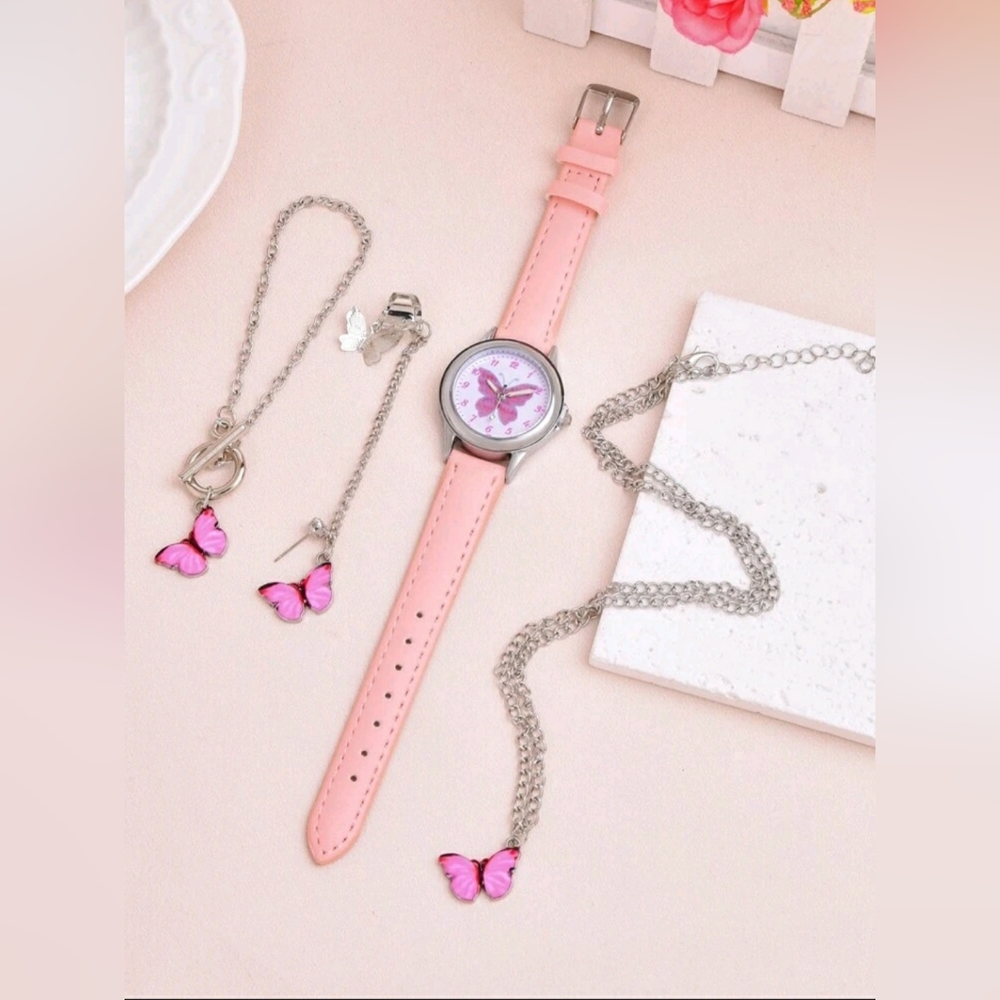 Watch with accessories